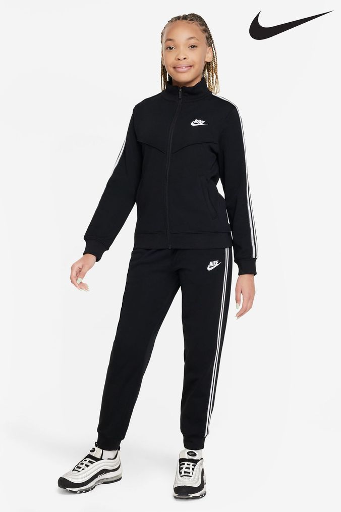 Tracksuit cheap boys nike