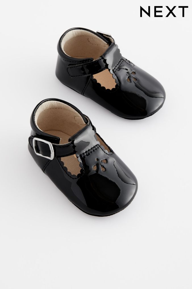 Black T-Bar Baby Shoes (0-18mths) (D61109) | £12