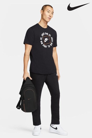Nike Black Sportswear Essentials Sling Bag (D61241) | £40