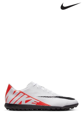 Nike Red Mercurial Superfly 9 Club Turf Football Boots (D66122) | £55