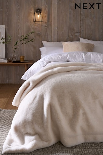 Ivory Soft To Touch Faux Fur Throw (D66564) | £50 - £90
