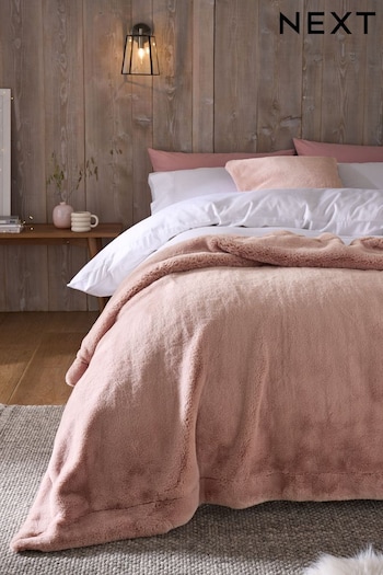 Pink Soft To Touch Faux Fur Throw (D66570) | £50 - £90