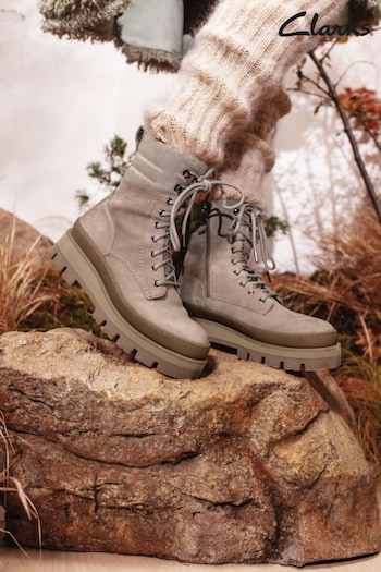 Clarks Brown Pebble Nubuck Orianna2 Hike Boots (D68113) | £150