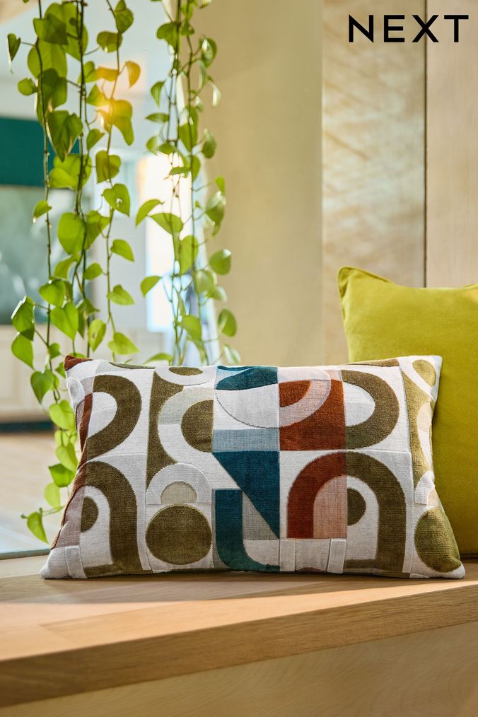 Green cushions next top