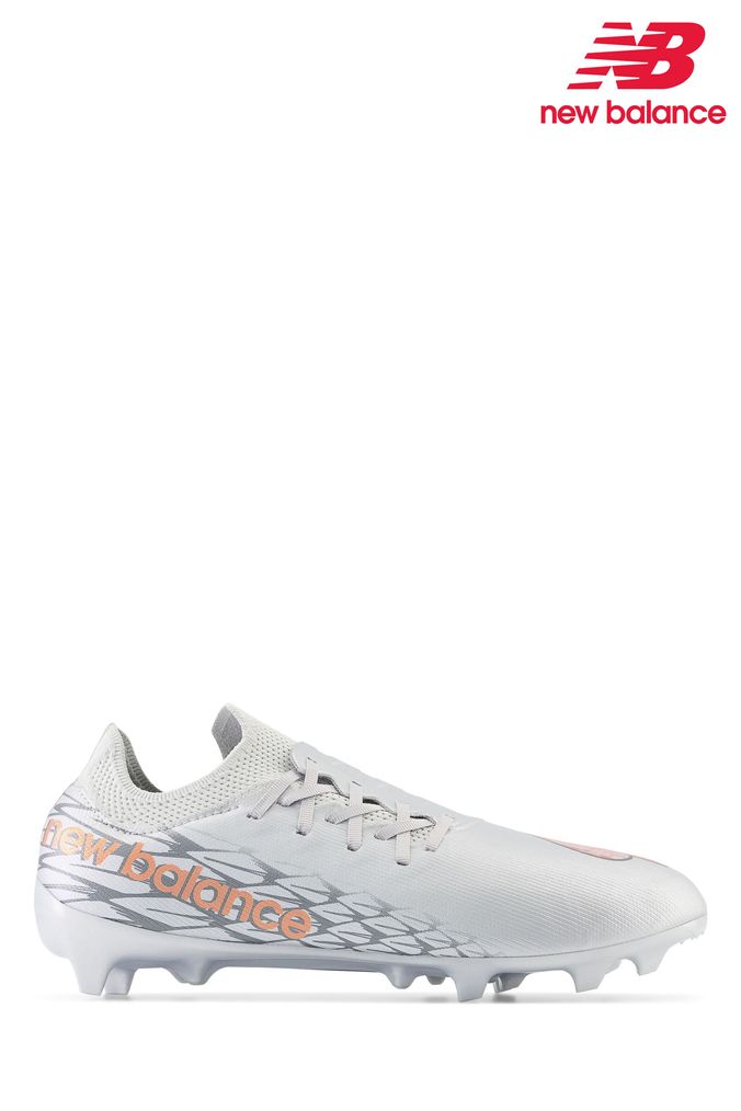 New balance football hot sale boots womens sale