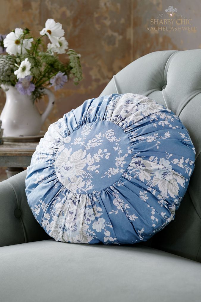 Round 2025 cushions online
