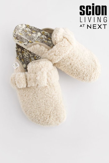 Cream Dogs Scion at Atelier-lumieresShops Design in Mind Teddy Fleece Borg Buckle Mule Slippers (D72953) | £26