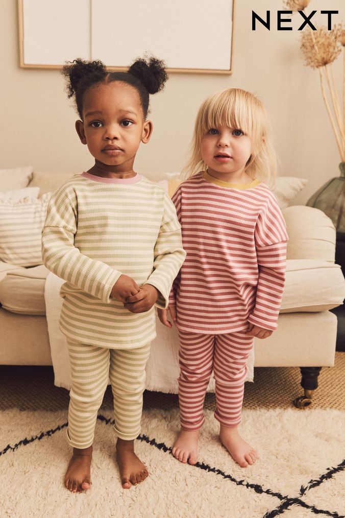 Young girls pyjamas outlet