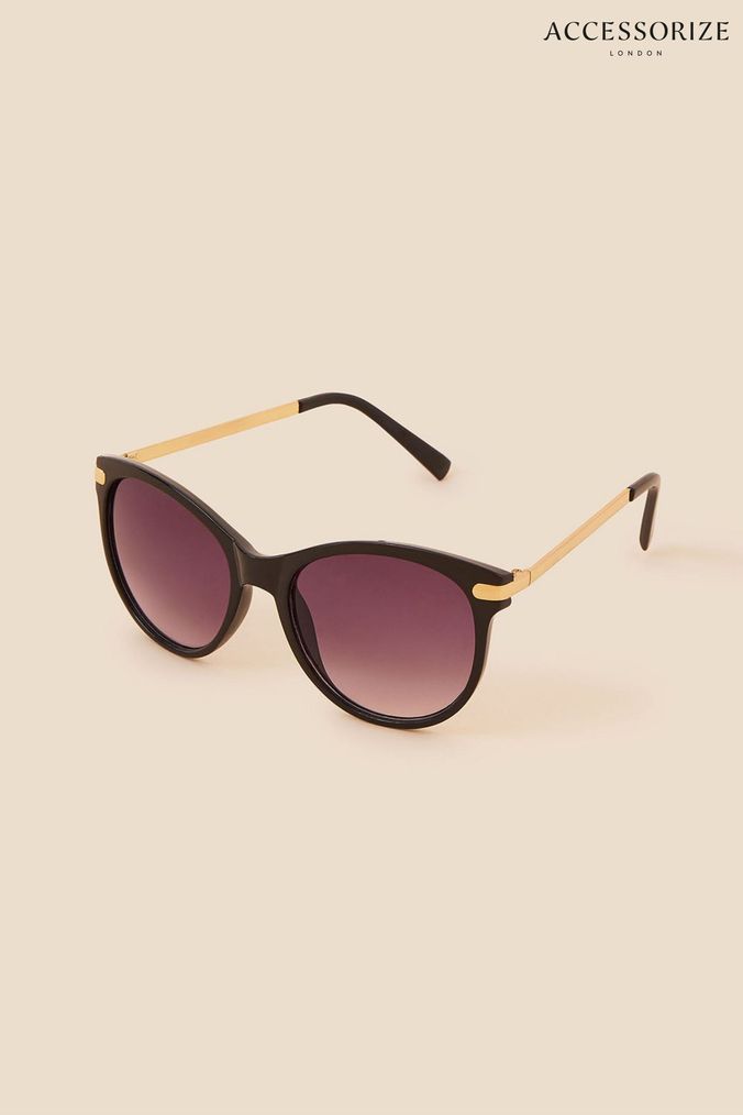 Accessorise sunglasses online