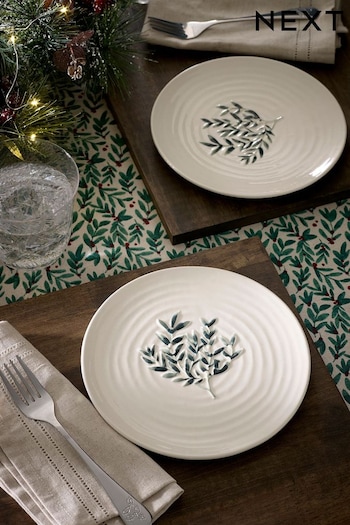 Set of 2 White Mistletoe Side Plates (D84900) | £16