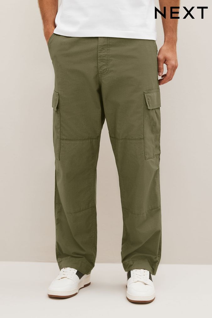 Men's relaxed store fit cargo pants