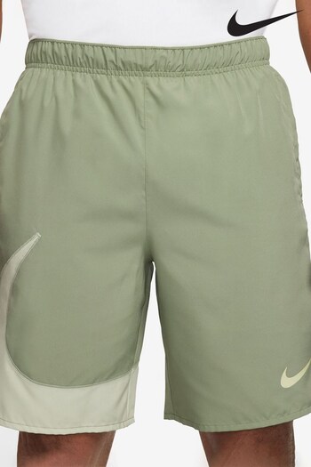 Nike Green Dri-FIT Challenger 9" Unlined Versatile Shorts (D87211) | £38
