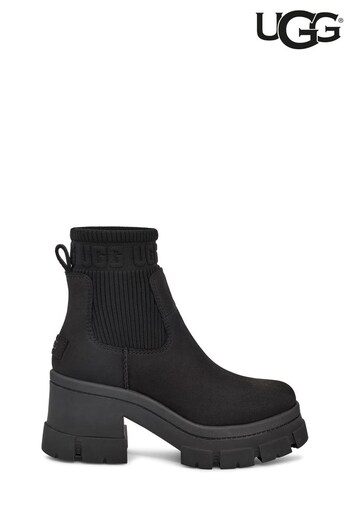 UGG branding Brooklyn Chelsea Boots (D87255) | £165