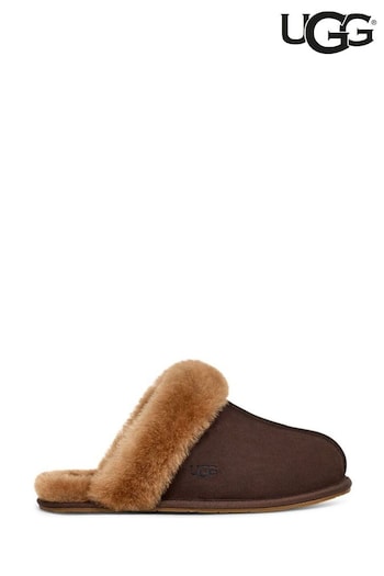 UGG with Scuffette ll Slippers (D87274) | £90