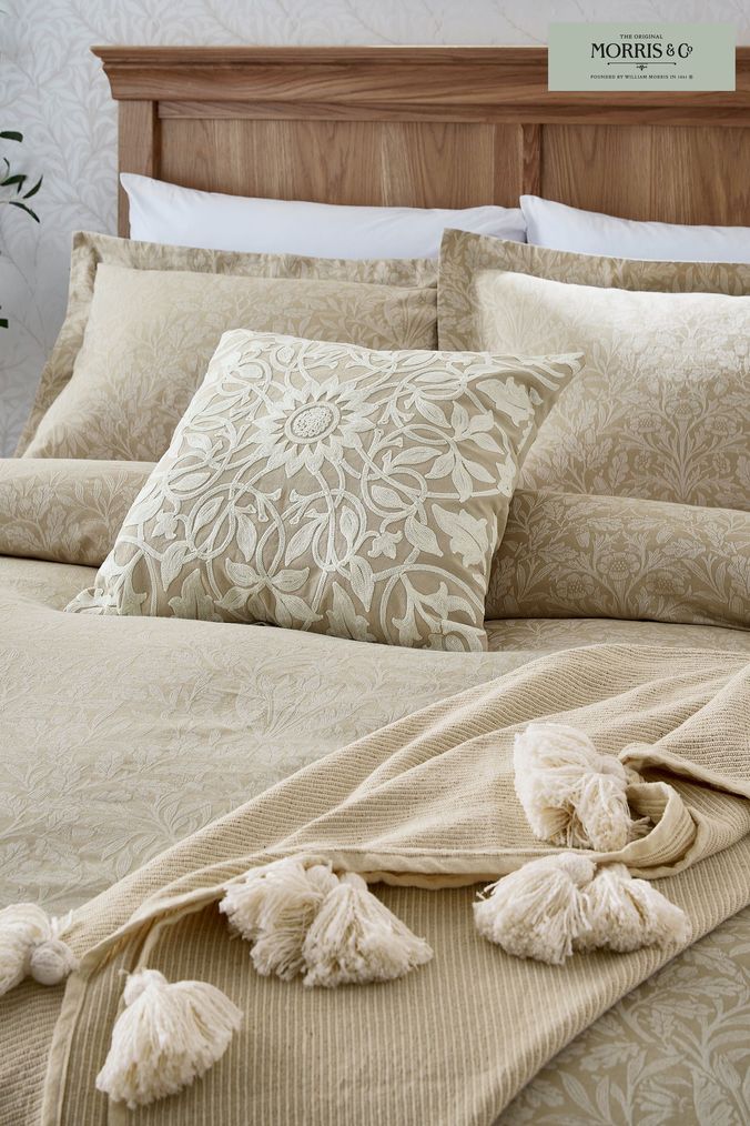 Cream pillow outlet cases