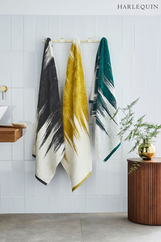 Teal deals bathroom towels