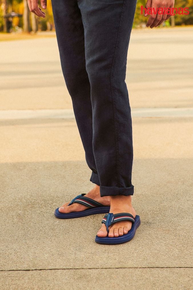 Black and blue havaianas cheap