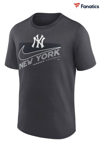 Nike Grey Fanatics New York Yankees Air Nike Pop Swoosh Town Exceed T-Shirt (D93411) | £28