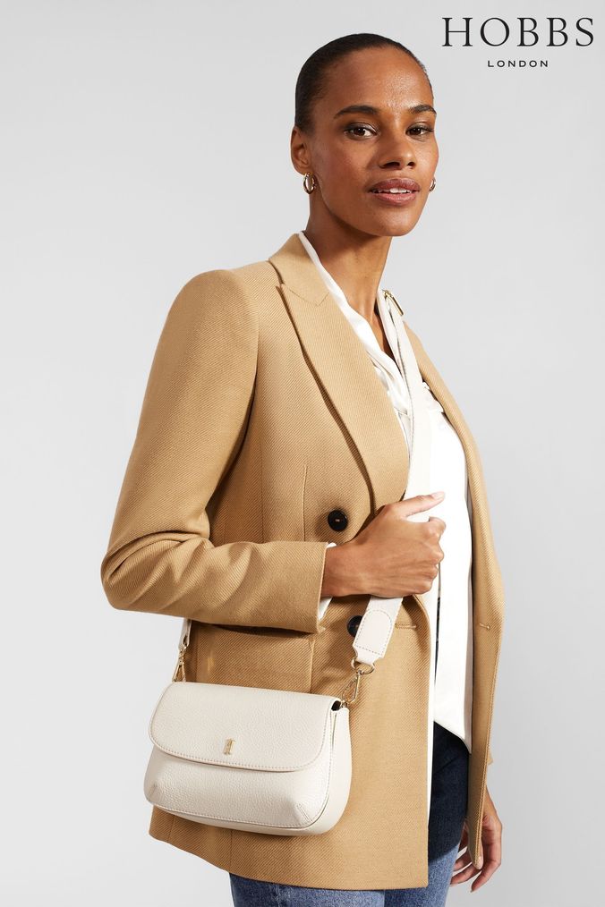 EiprShops Box and Paper Bag Buy Women s Bags Pure Luxuries London Hobbs Leather Accessories Online