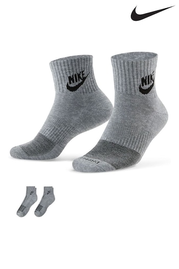 Nike Black Everyday Plus Cushioned Ankle Socks (E04107) | £13