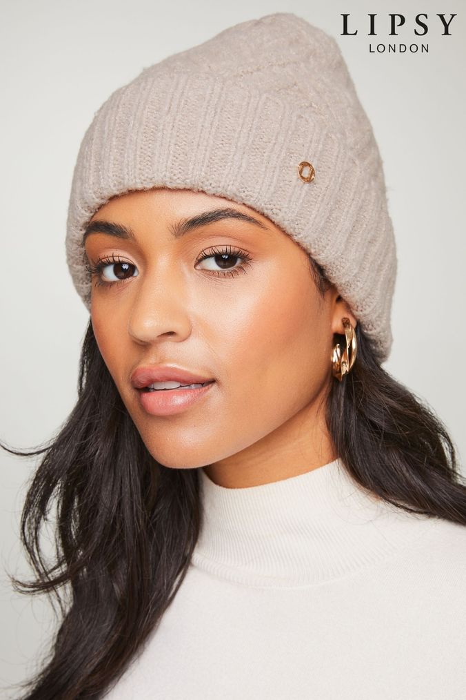 Women cap winter top