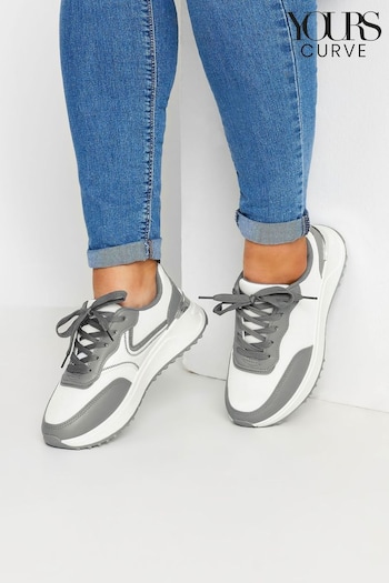 Yours Curve Grey Wide Fit Runner Trainers (E17632) | £37
