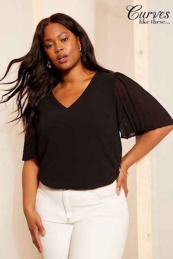 Curves Like These Black Short Sleeve Pleated Top (E17900) | £36
