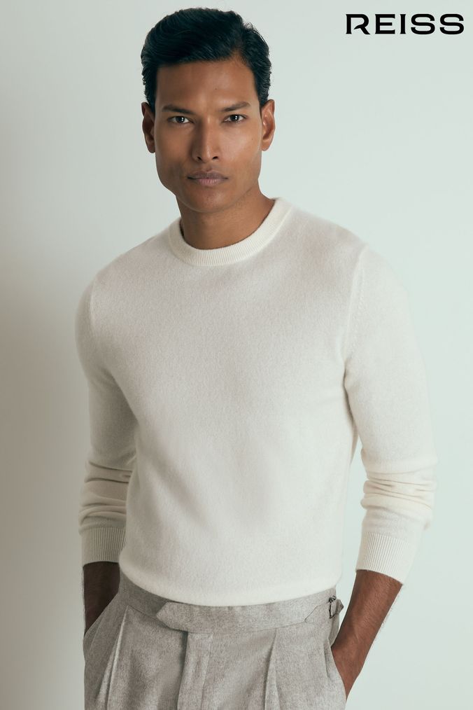White jumper plain clearance