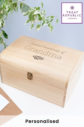 Personalised In Loving Memory Keepsake Chest by Treat Republic (E95101) | £40