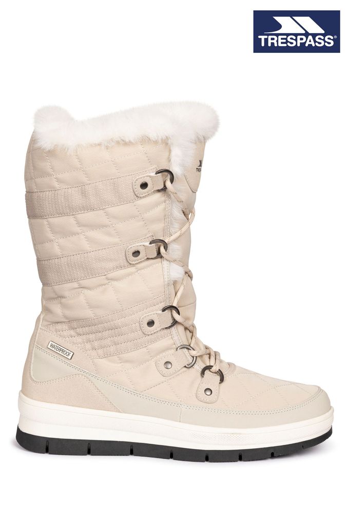 Newborn hiking boots deals