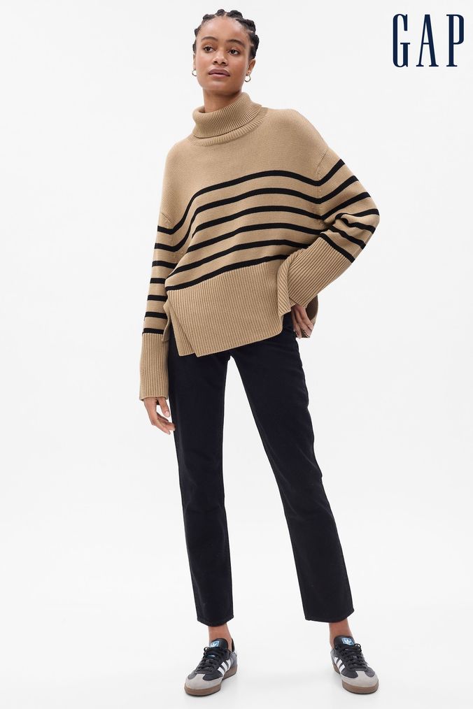 Gap christmas sale jumper