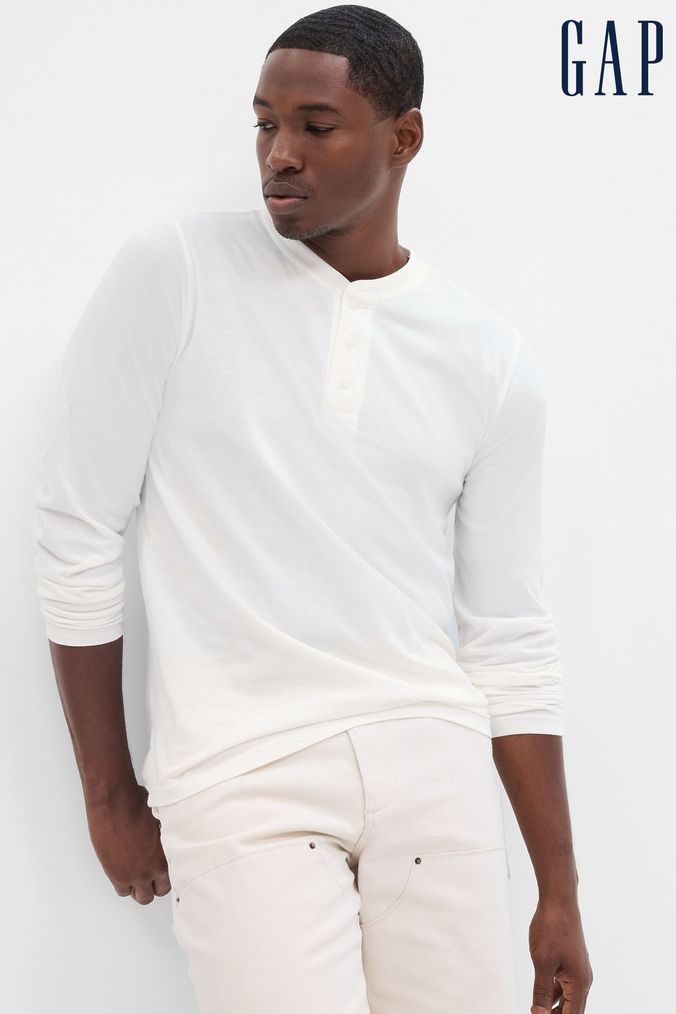 Gap shop tops online