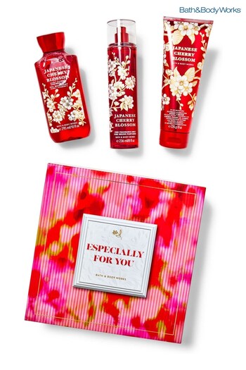 Fragrance Gift Sets Japanese Cherry Blossom Gift Box Set (K21920) | £35