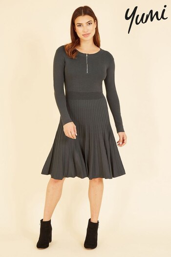 Yumi Grey Knitted Pleated Skater Dress With Zip (K35930) | £65