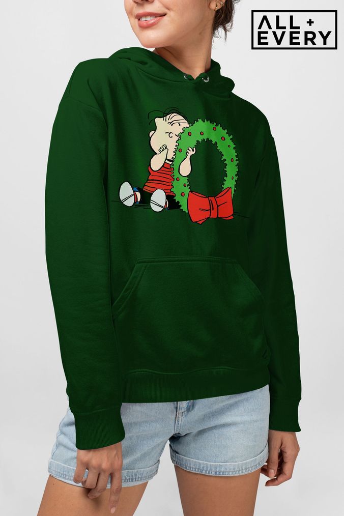 All + Every Bottle Green Peanuts Linus Christmas Wreath Women's Hooded Sweatshirt (K36445) | £40