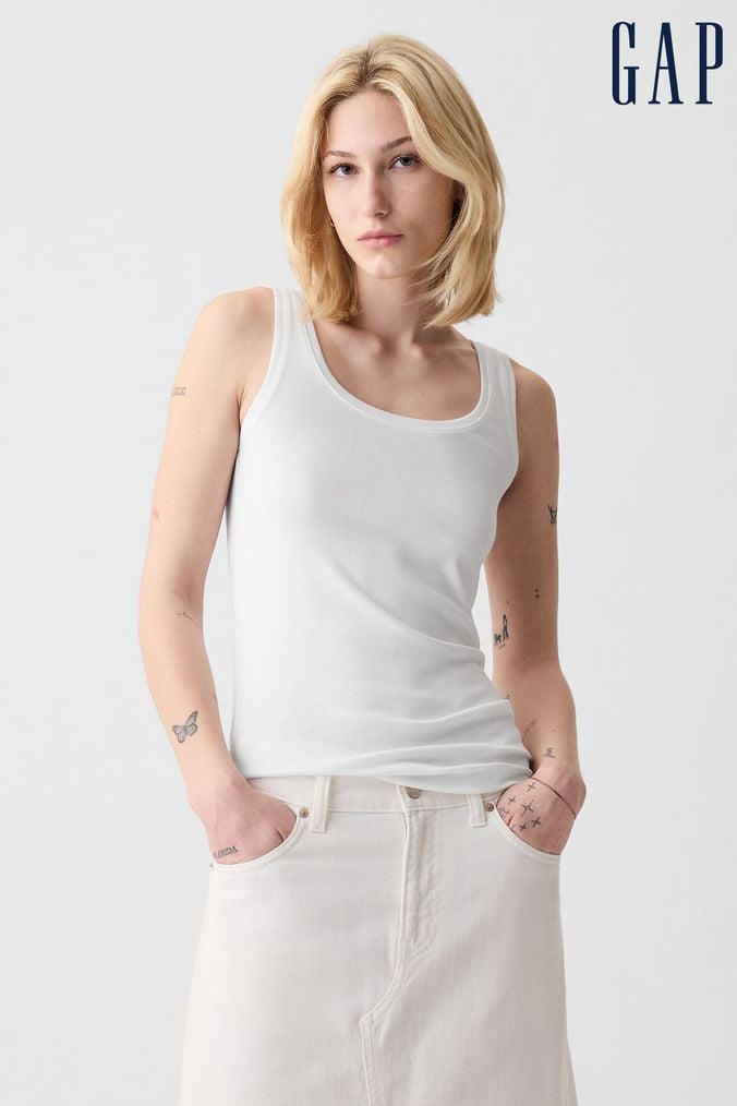 Holiday tank online tops