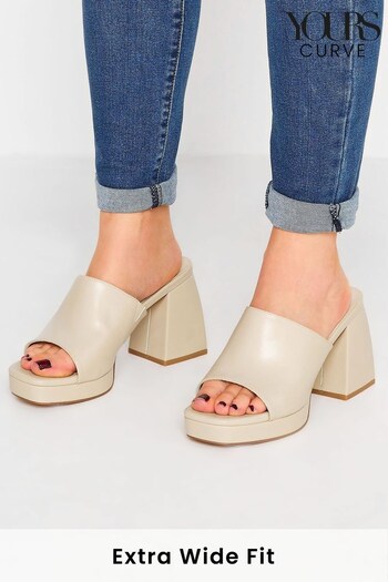Yours Curve White Wide FIt Extra-Wide Fit Chunky Platform Mule (K58054) | £40