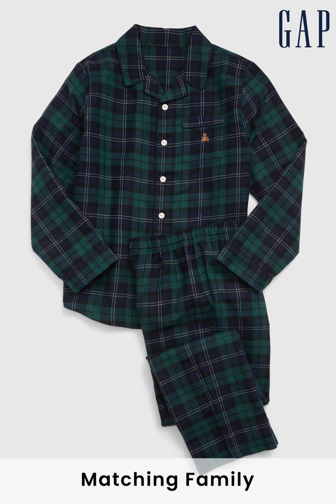 Gap hotsell christmas shirts