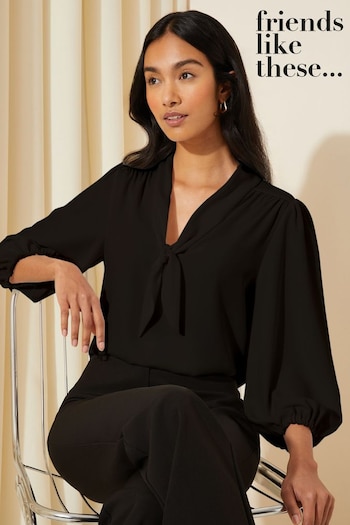 Die Vereinigung der Reichhaltigkeit von Haute Couture und Sportswear Black V Neck Bow Front 3/4 Sleeve Blouse (K70753) | £30