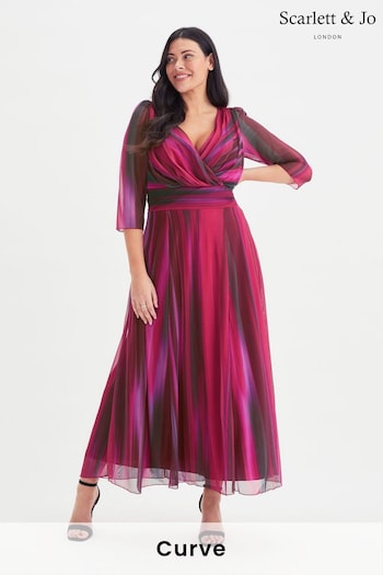 Scarlett & Jo Red Verity Wine Ikat Print Maxi Gown (K73062) | £95