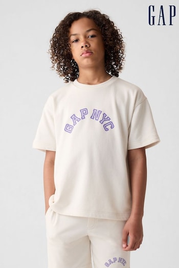 Gap White NYC Arch Logo Short Sleeve Crew Neck T-Shirt (4-13yrs) (K75384) | £18