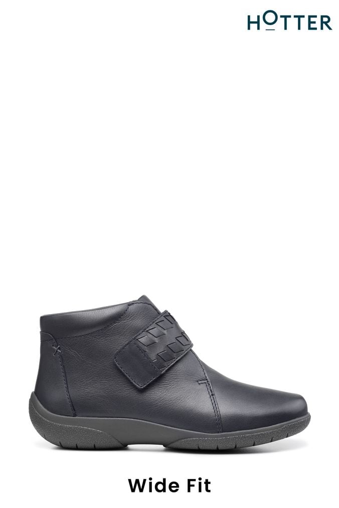 Black Red Chunky Shoes 533882W09O11000 AspennigeriaShops Buy Toe s New In Boots Flat Wide Footwear Online