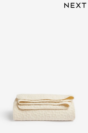Ivory Irregular Texture Bedspread (K84541) | £65