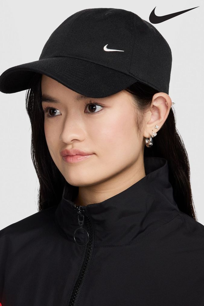 Nike cortez hat shop