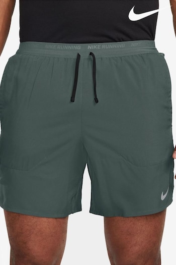 Nike Green Dri-FIT Stride 7 Inch Running Shorts (K86312) | £45