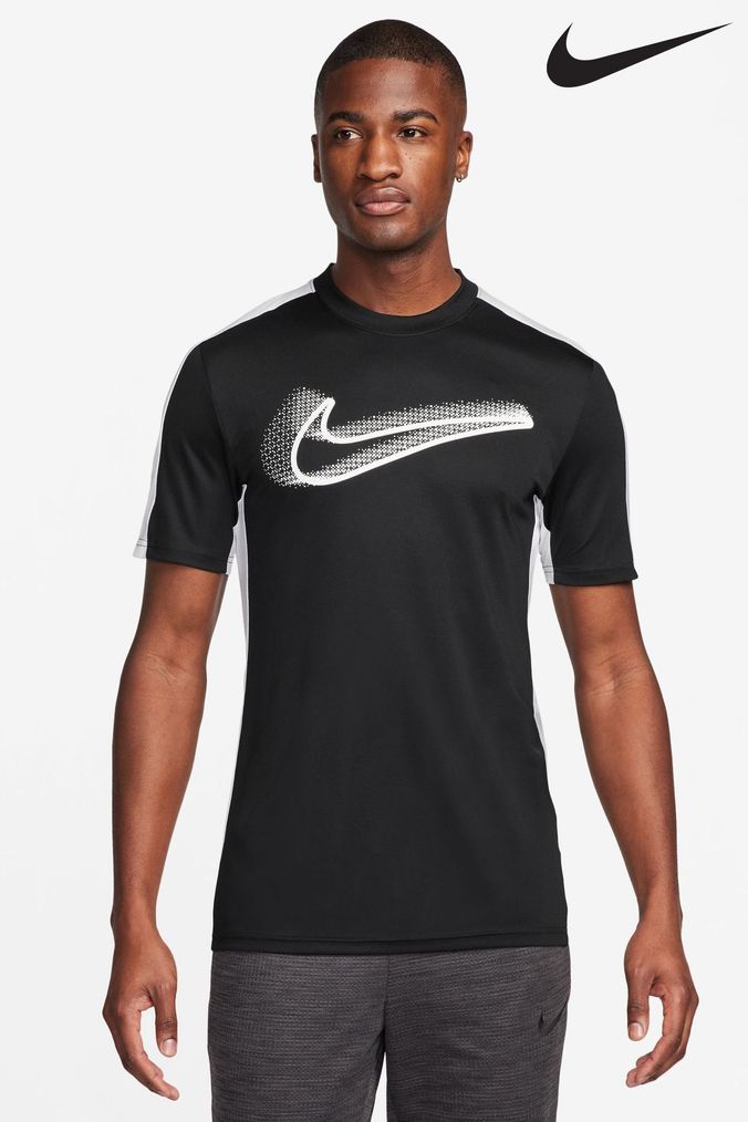 Buy Men s Nike T Shirts Graphic Plus Size Tops Online Next UK