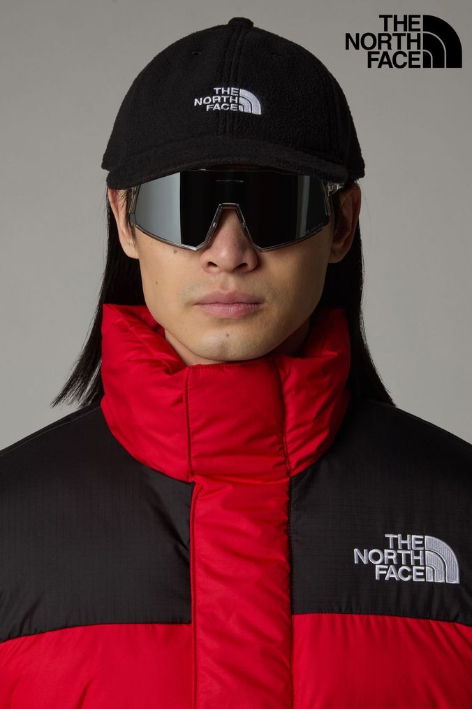 converse baskets converse x bugs bunny chuck taylor low top blanc homme AspennigeriaShops Buy Men s Hats The North Face Converse Cap Print Sportswear Hatsglovesscarves Online