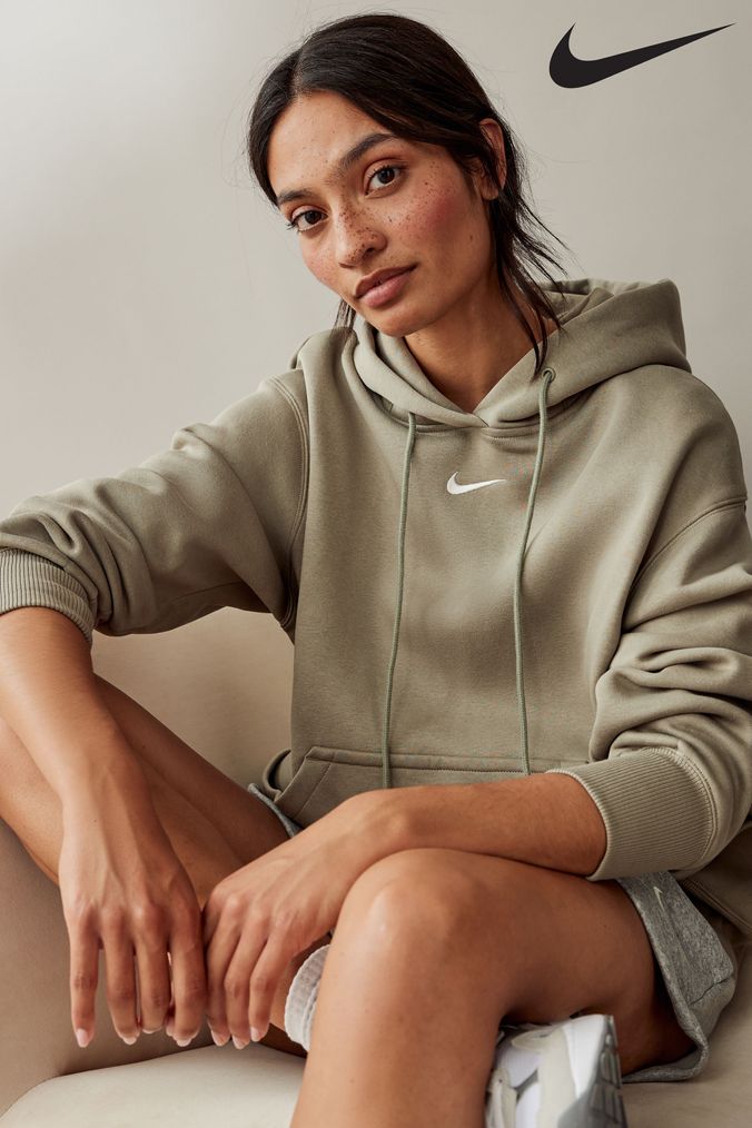 Nike cream jumper top