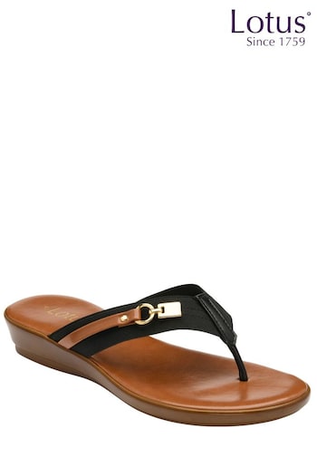 Lotus Black Low Wedge Toe Thong oro Sandals (K90528) | £45