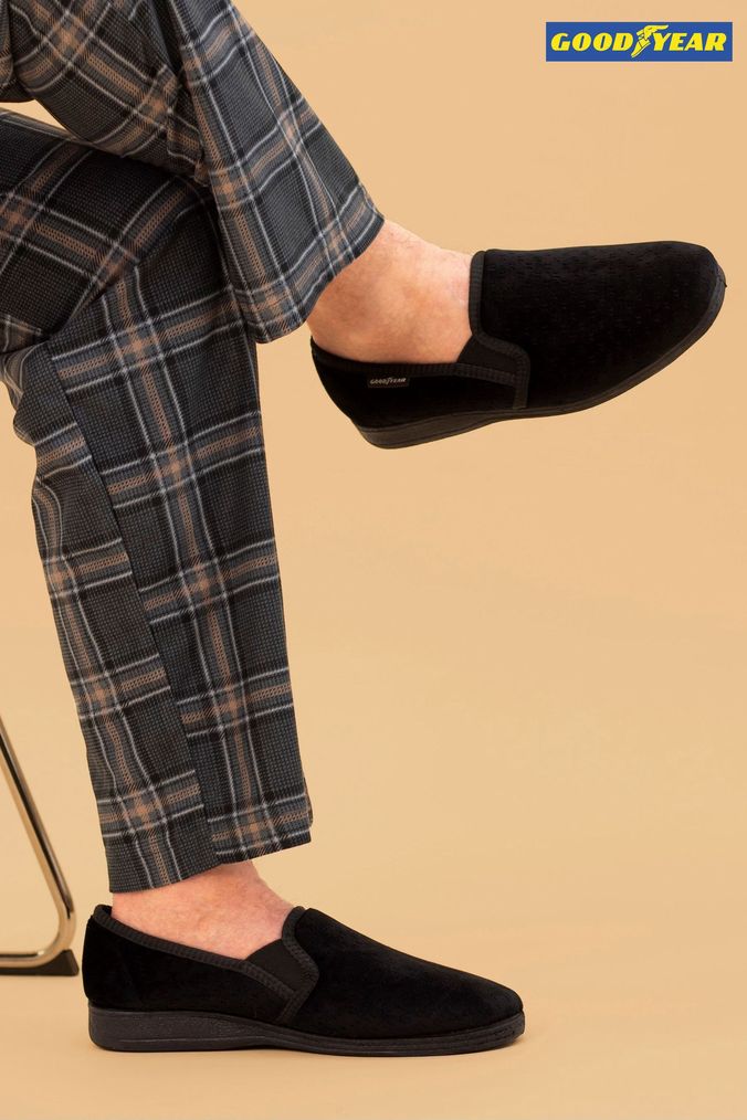 Goodyear best sale house slippers